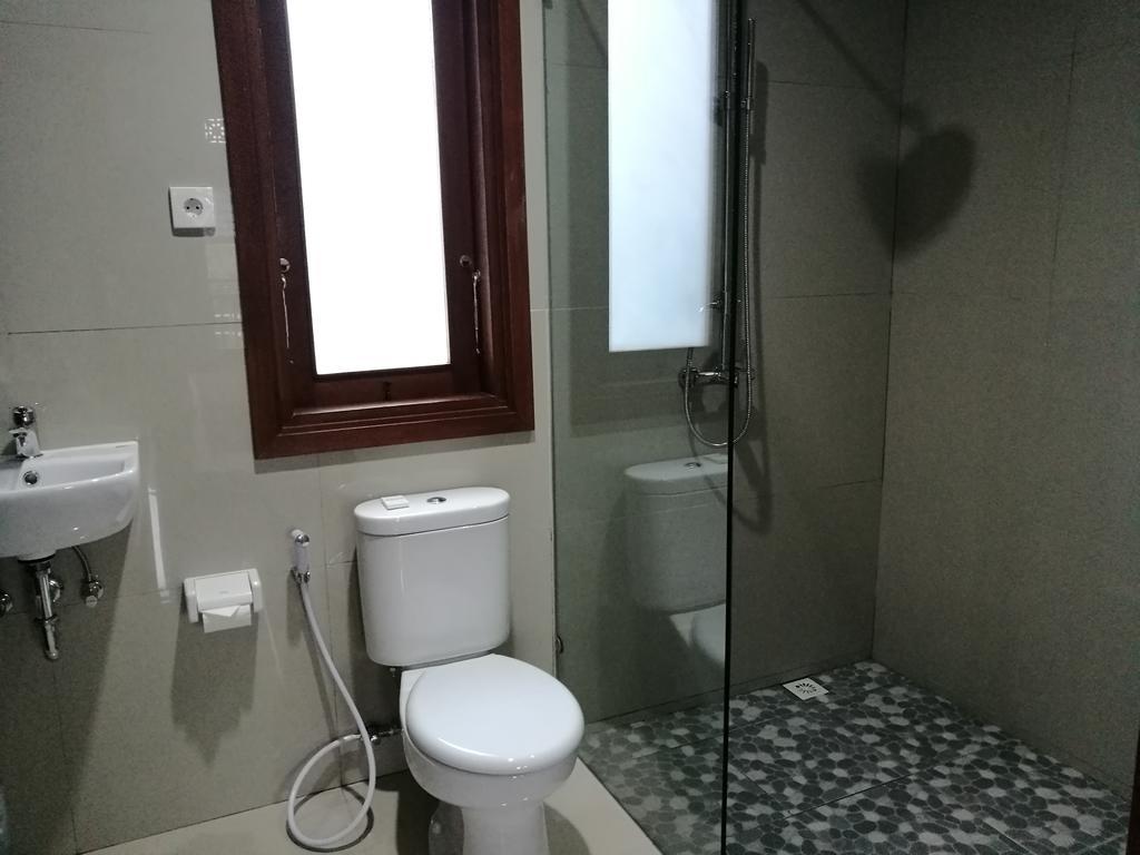 Dikubu Belong Seminyak Hotel Екстериор снимка